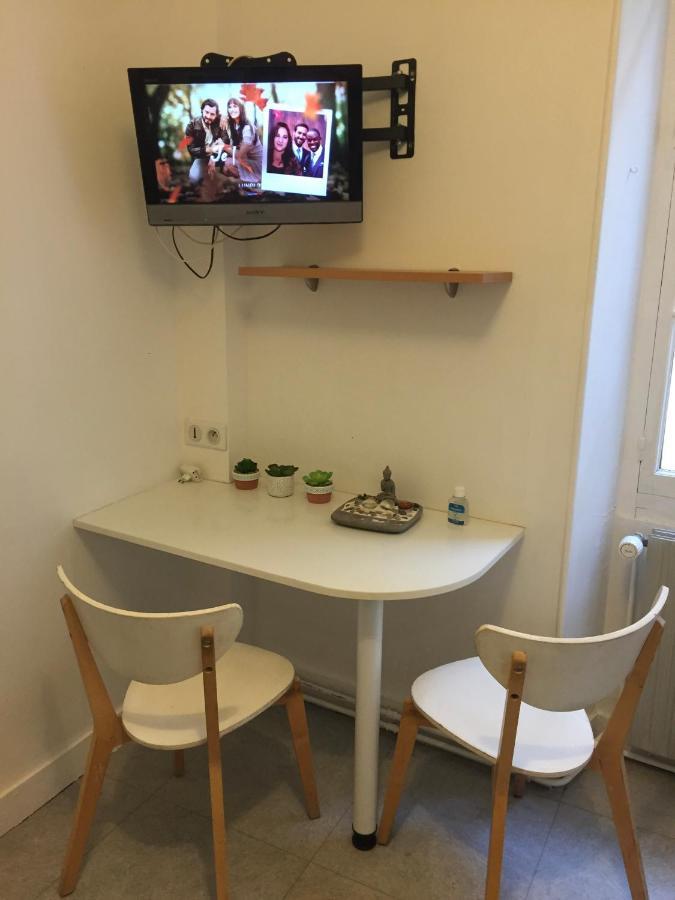 Studio Centre Ville Avec Ascenseur 3Min Des Thermes Aix-les-Bains Ngoại thất bức ảnh